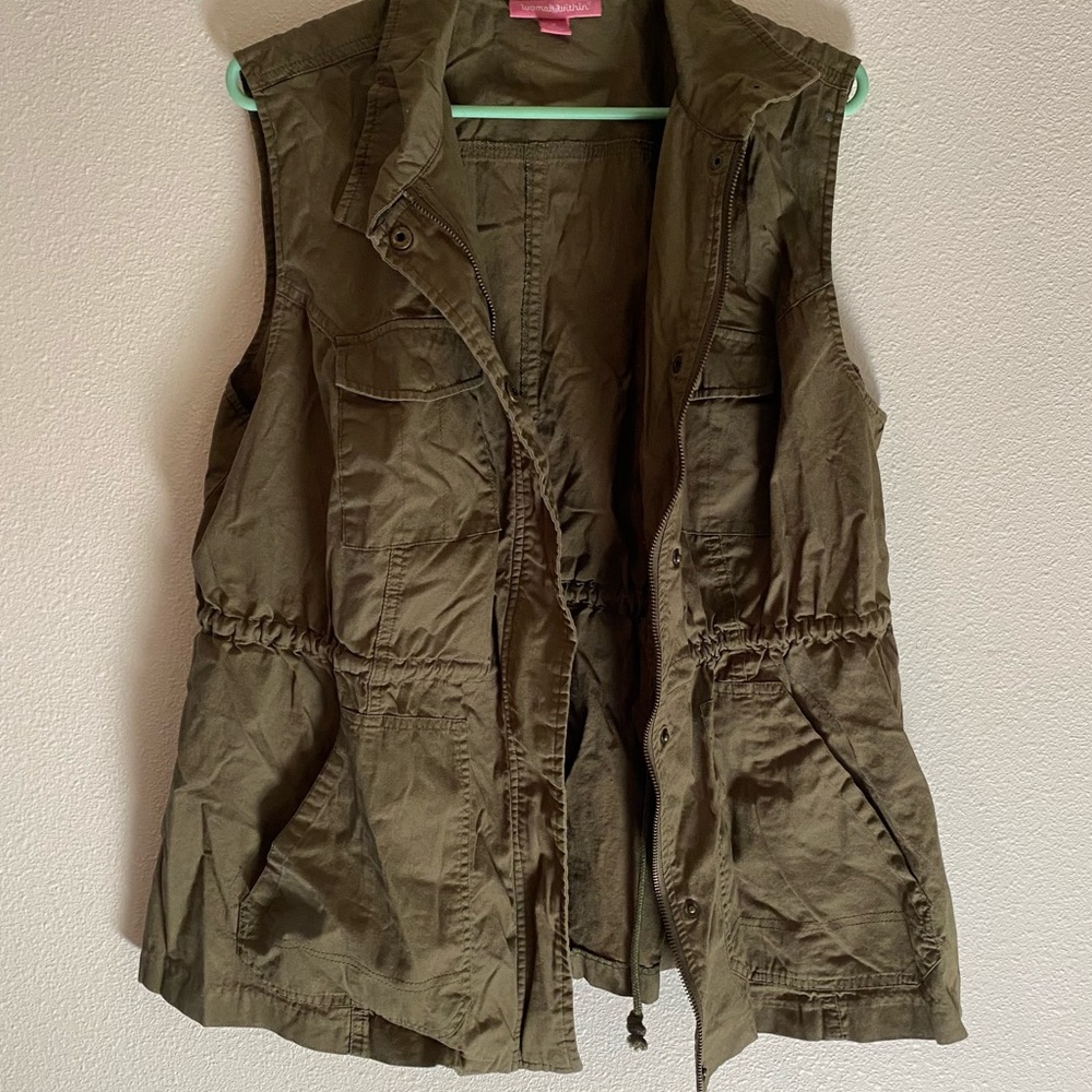 Army green vest